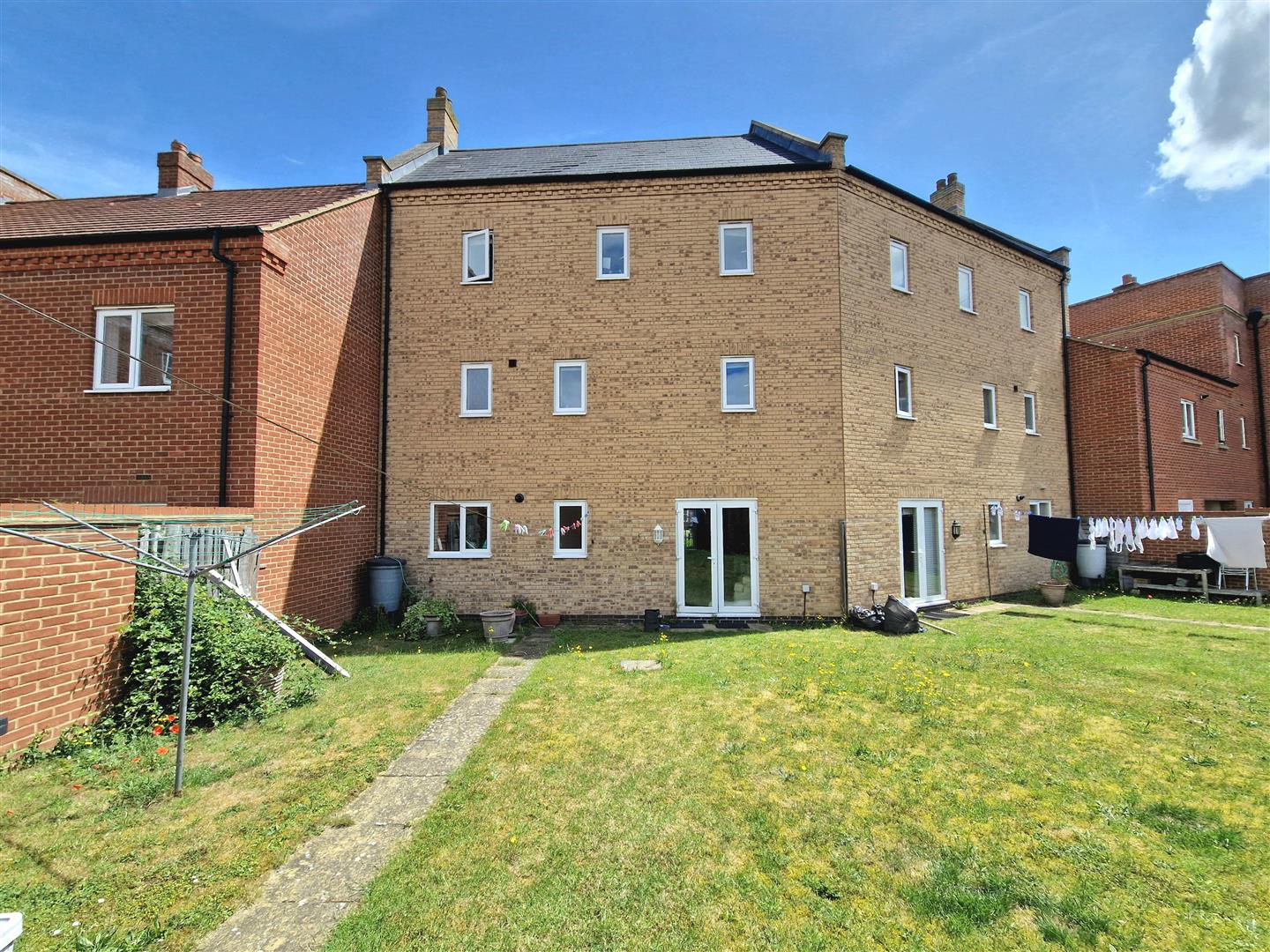 Saxon Way, Great Denham, Bedford